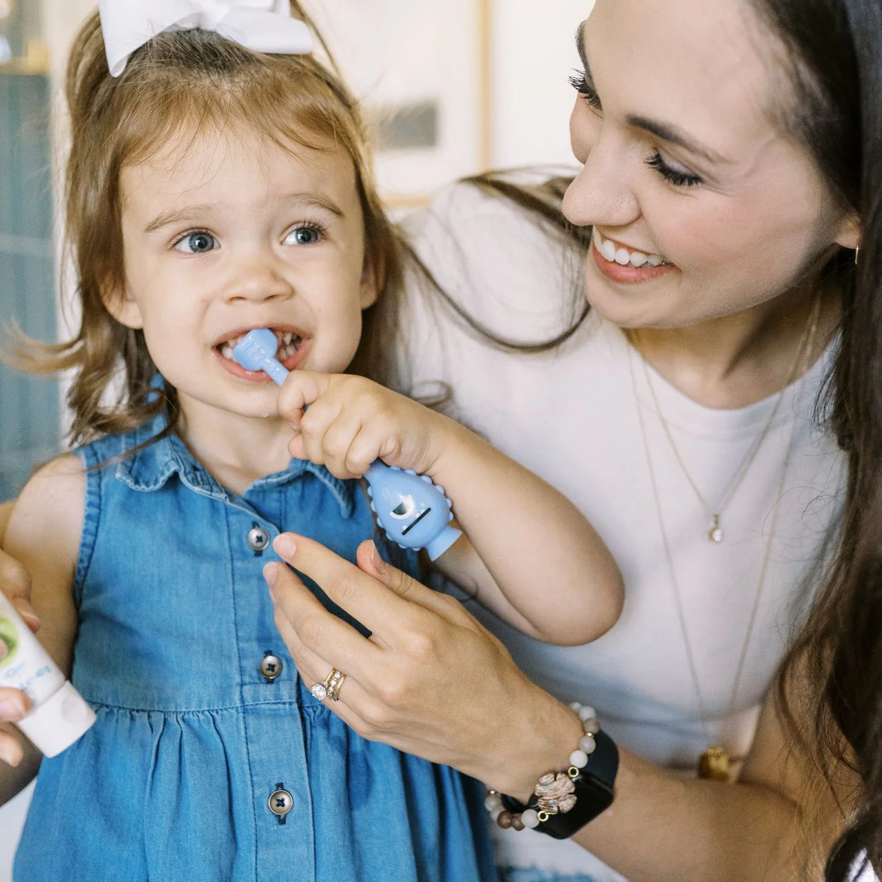Dr. Brown’s™ ToothScrubber™ Toddler Toothbrush - Image 6