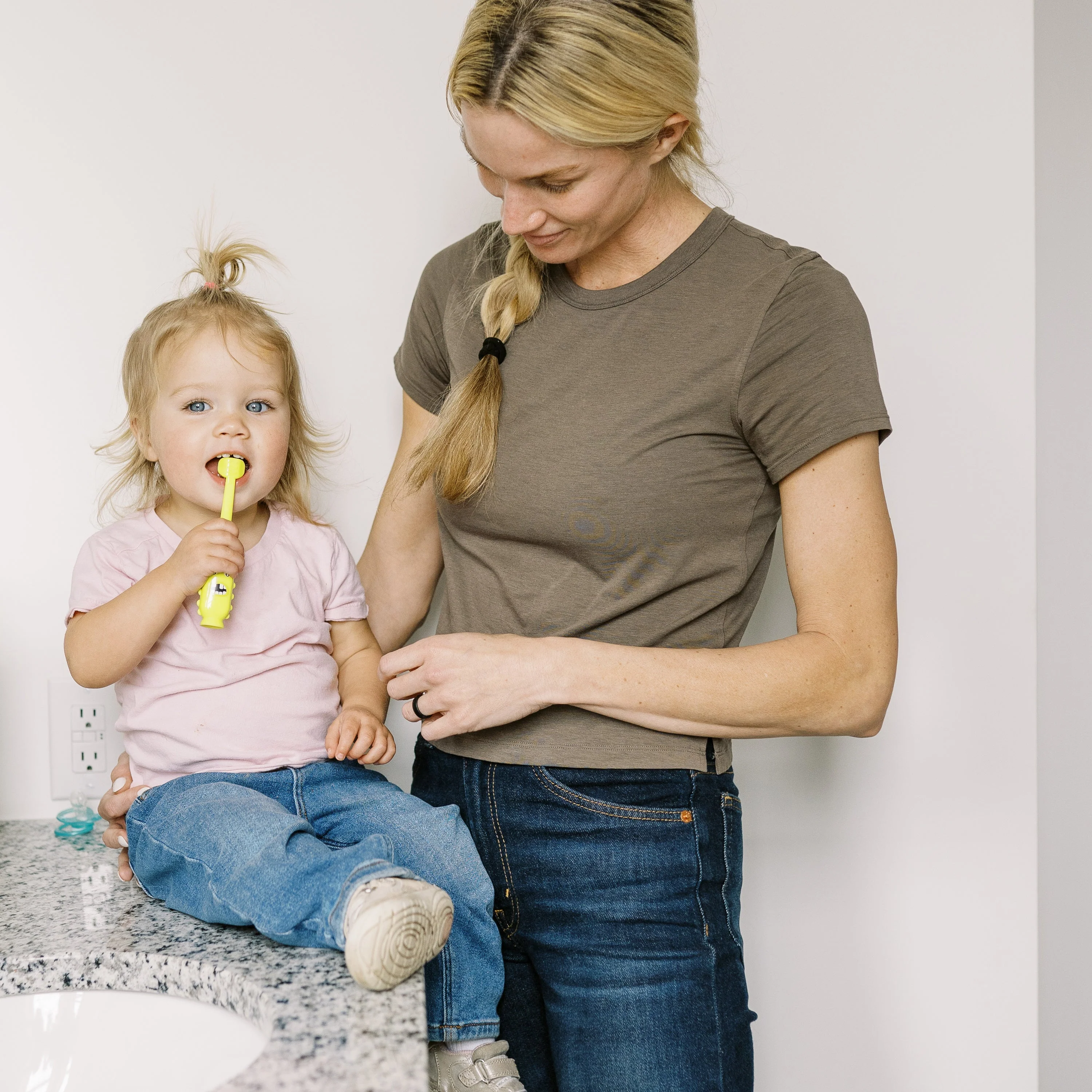 Dr Brown’s ToothScrubber™ Toddler Monster Green - Image 5