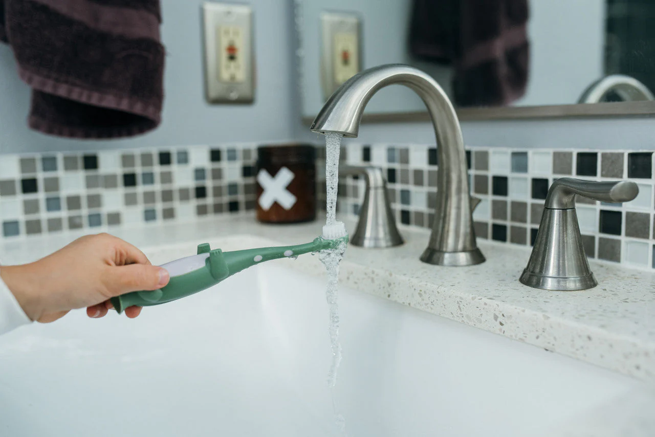 Dr Brown's Dinosaur Toddler Toothbrush - Image 6