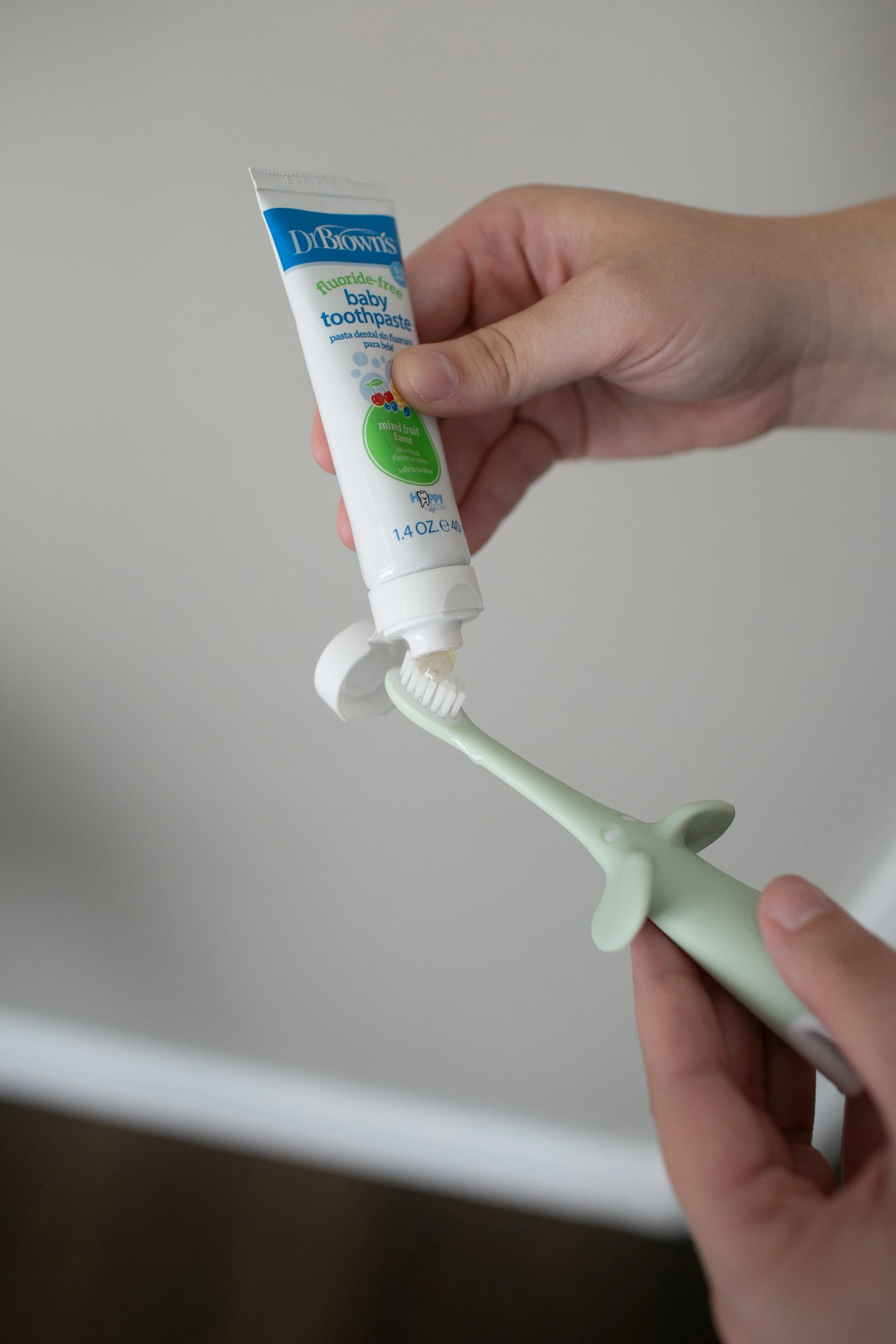 Dr Brown's Infant-to-Toddler Toothbrush, Elephant, 1-Pack - Image 4