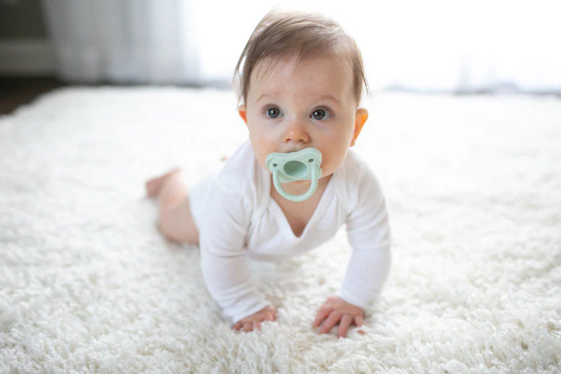 Dr Brown's One Piece Silicone Soother 2 Pack - Blue & Green 0-6 Months - Image 3