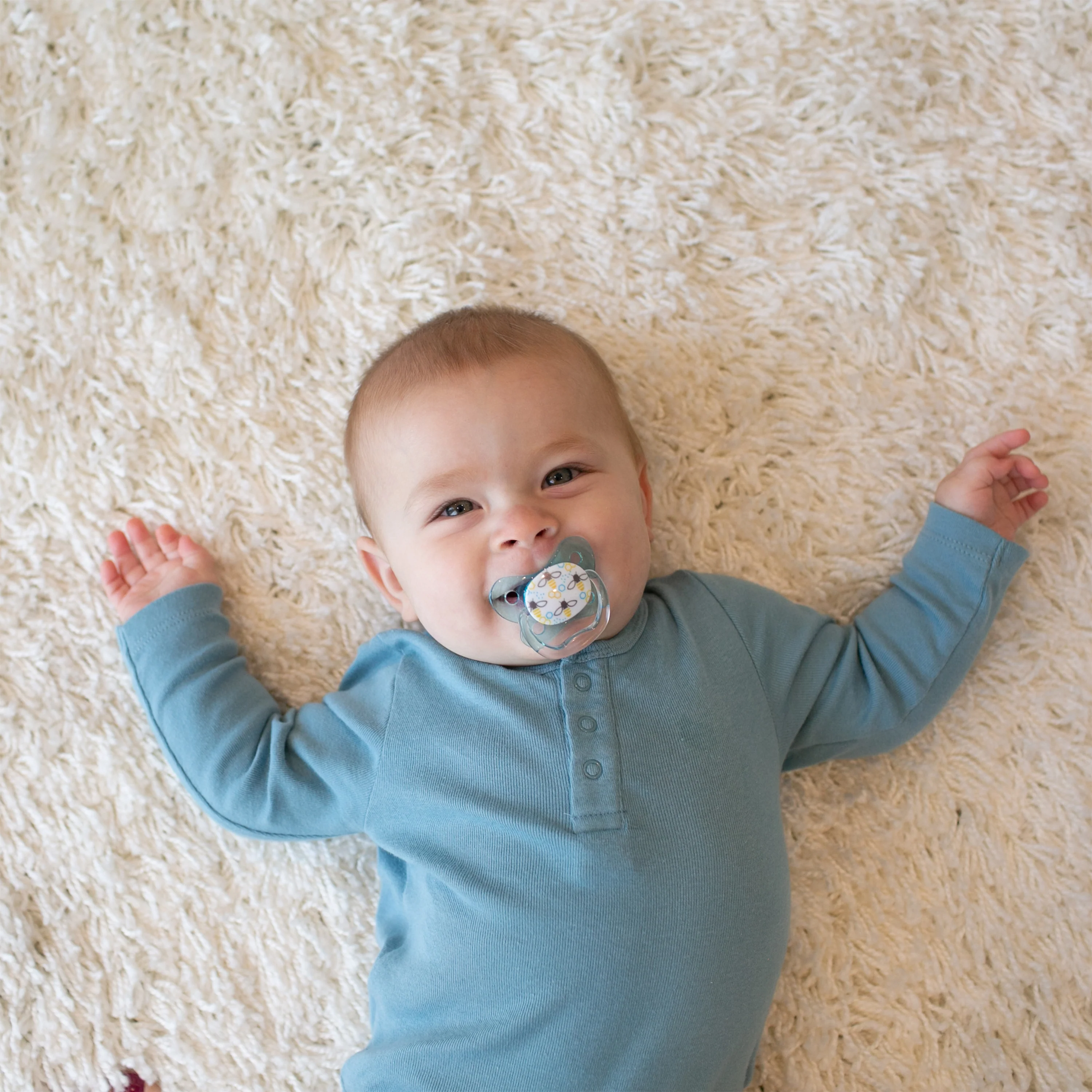 PreVent Butterfly Soothers Blue Bunny / Bee 0-6 Months - Image 6