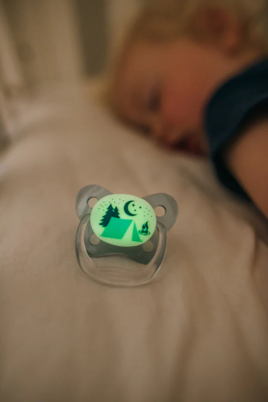 PreVent Glow In The Dark Butterfly Soothers Blue Camp / Moon 6-18 Months - Image 4